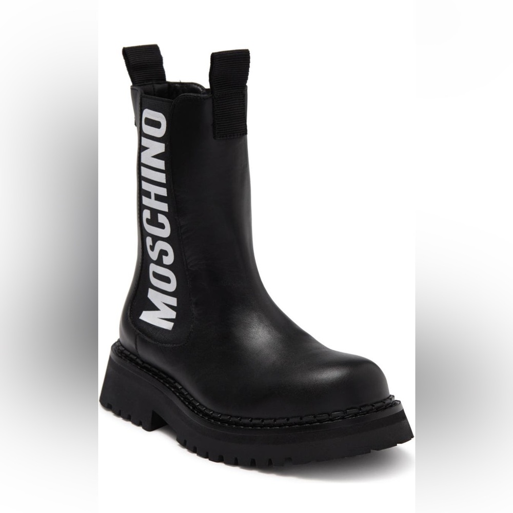 New Moschino Signature Leather Chelsea Boot